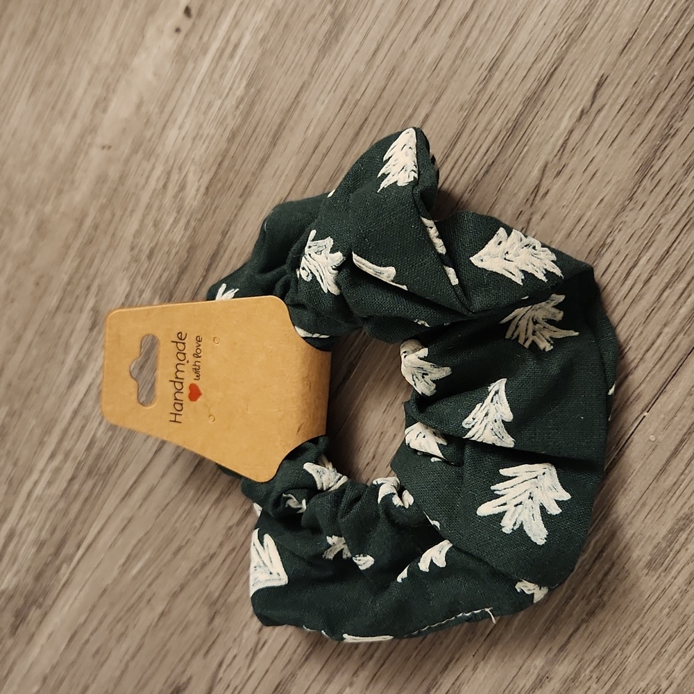 🐻  New Hair Scrunchie Christmas Trees